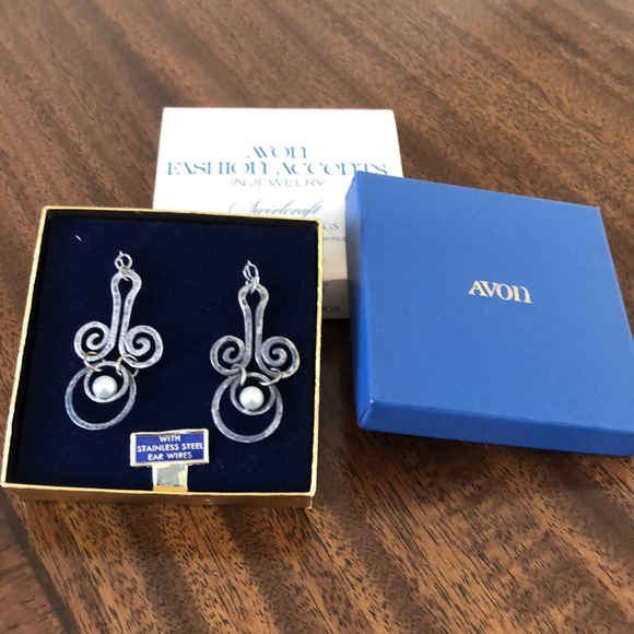 Vintage New Avon Swirlcraft Pierced Earrings - Picture 14 of 16